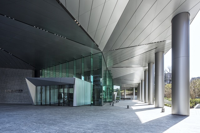 Soffit, Sumitomo Fudosan Azabu Juban Building