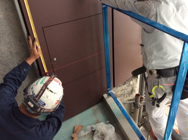 Installation of the cut-detail access panels