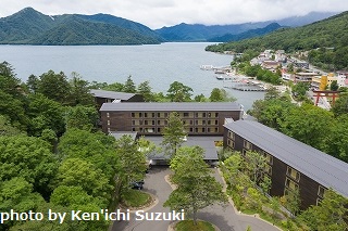 From the right; mountain building, main building and the lake building