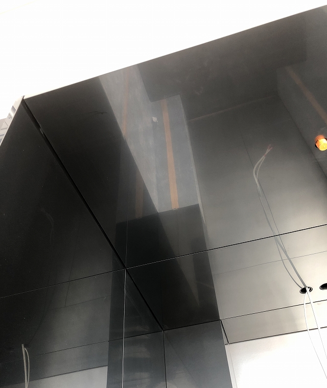 PHL (Vibration) and black coloured stainless steel panels