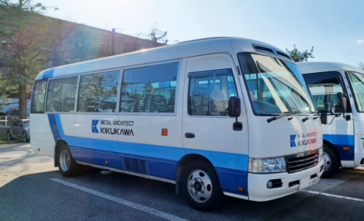 通勤バス